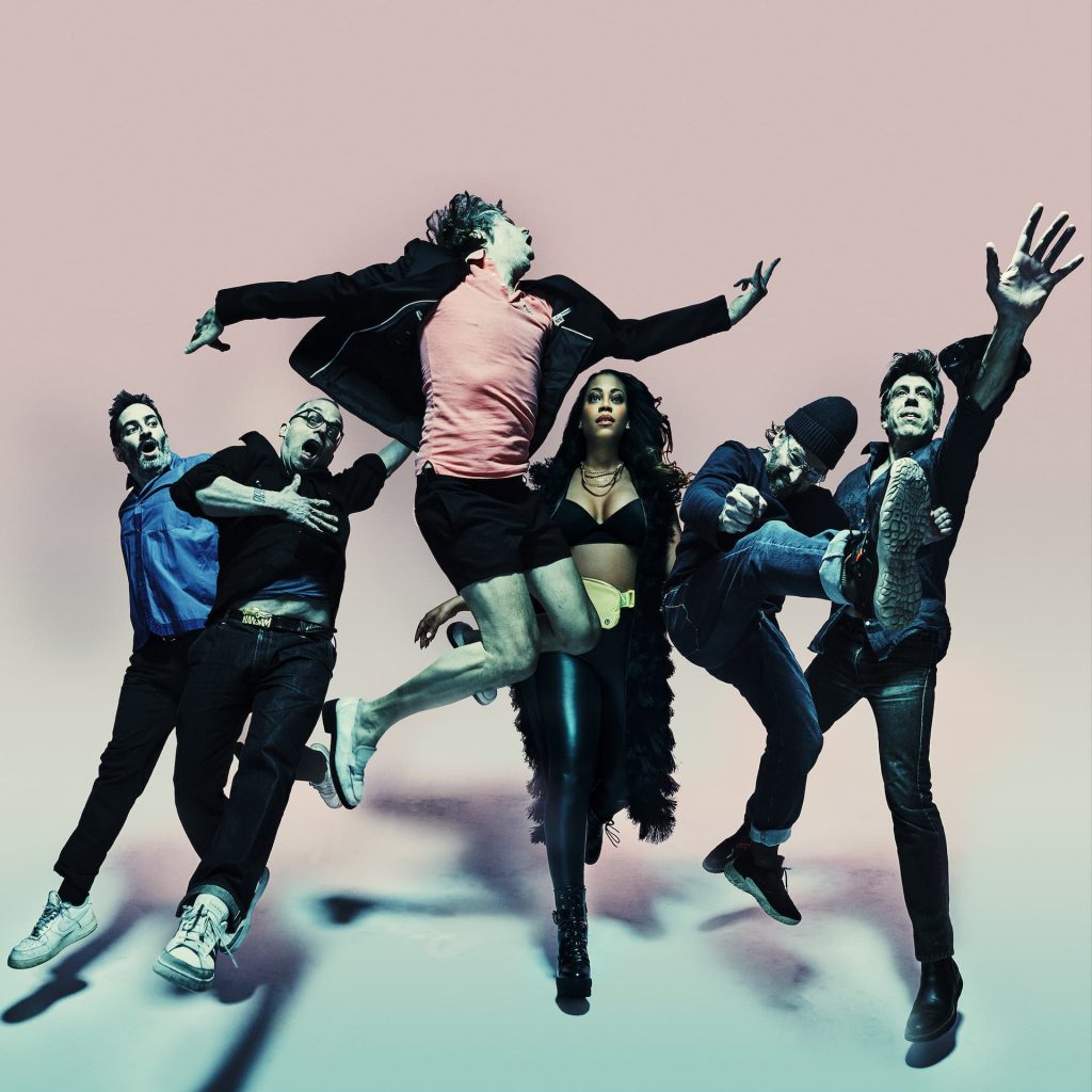 Imágen de !!! (Chk Chk Chk)